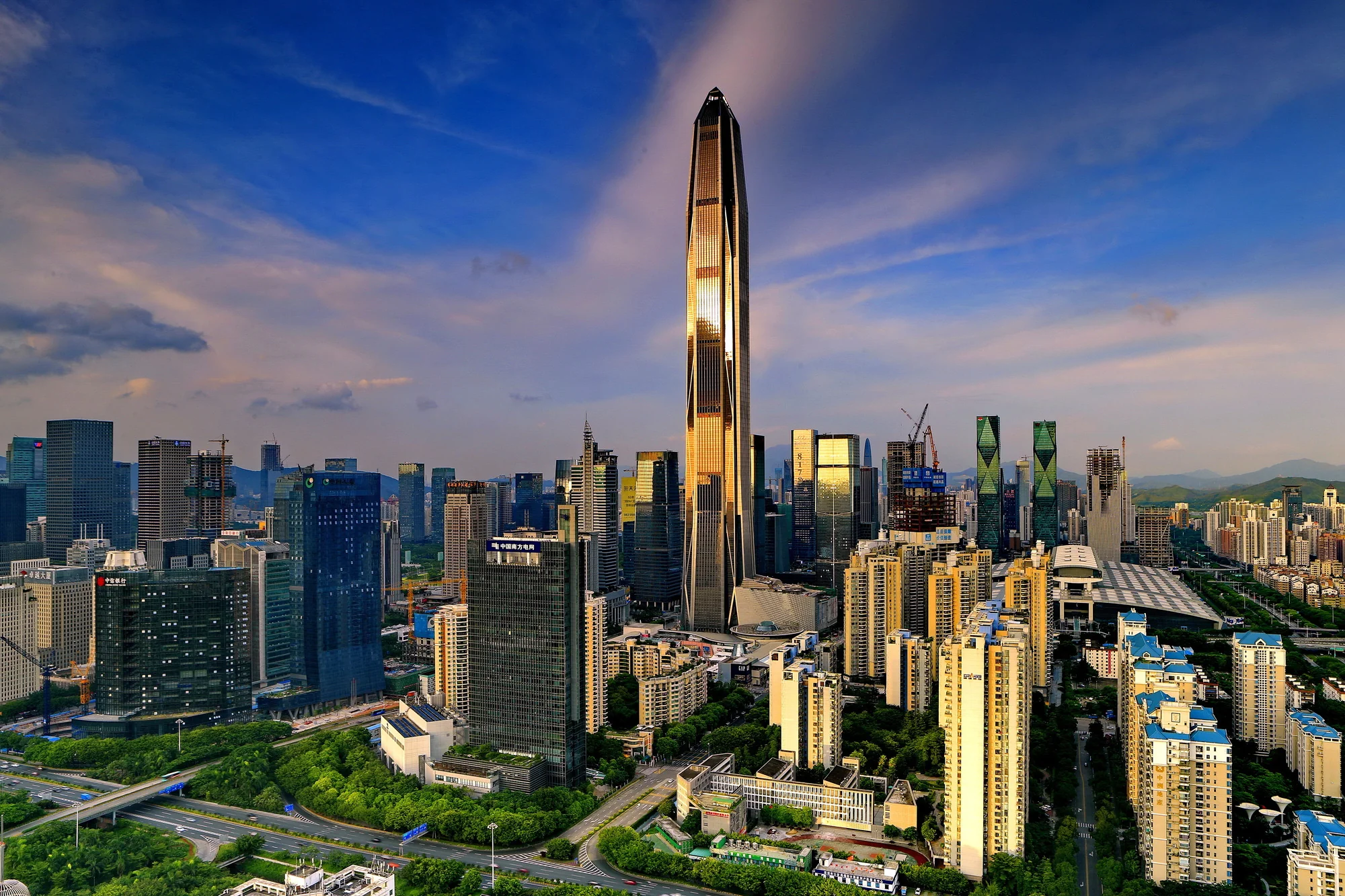 Англоязычный — Смотровая площадка Ping An Finance Centre в Шэньчжэне