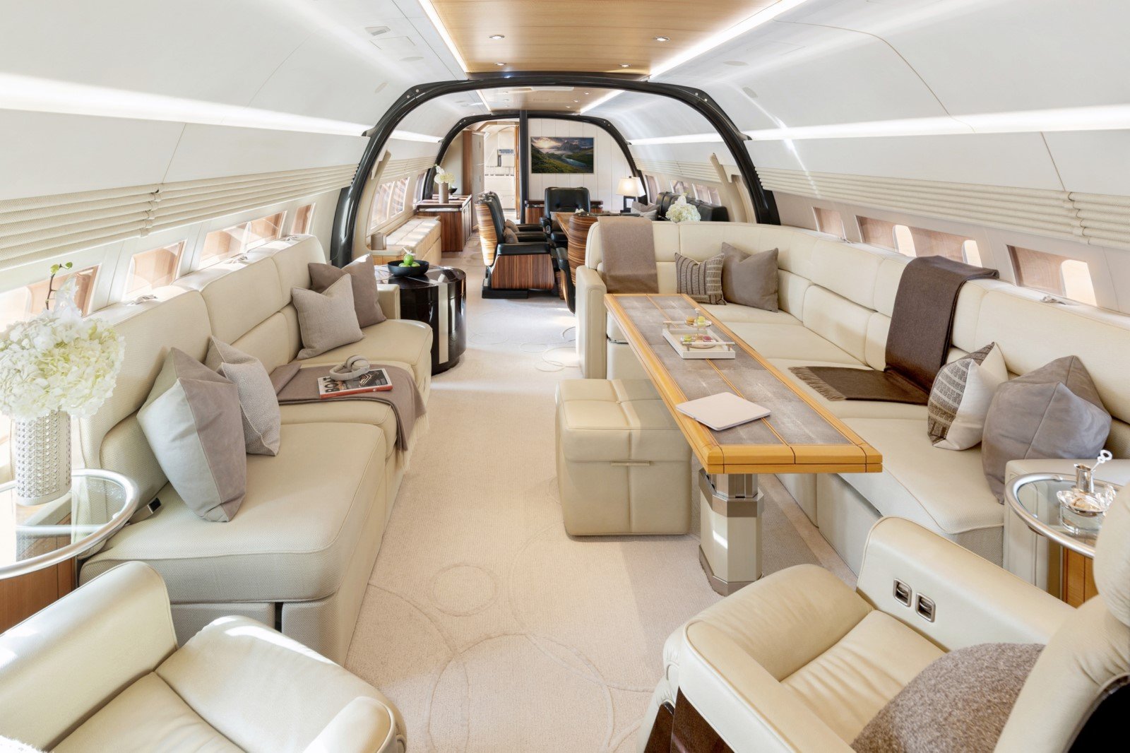 Luxury jet seating