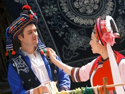 Туцзя, народная культура, традиции, парк и этнические общины — Парк народных традиций туцзя