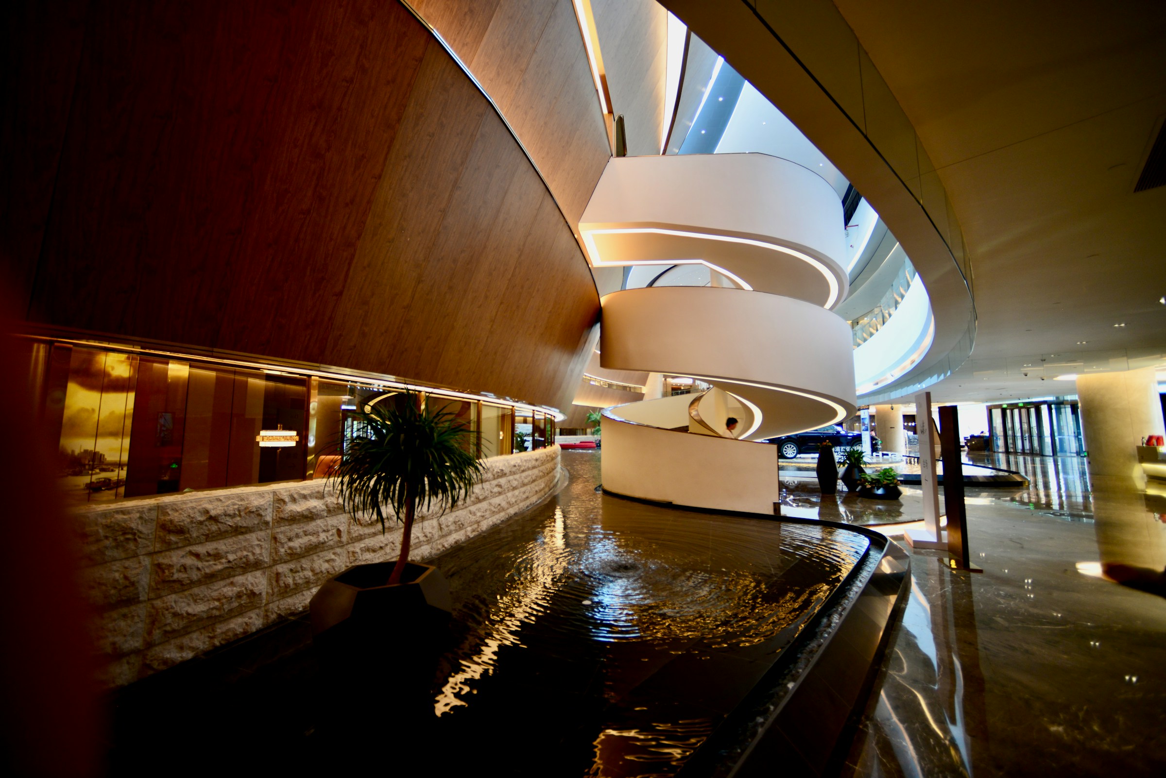 Private luxury China tour with premium hotel and guide service