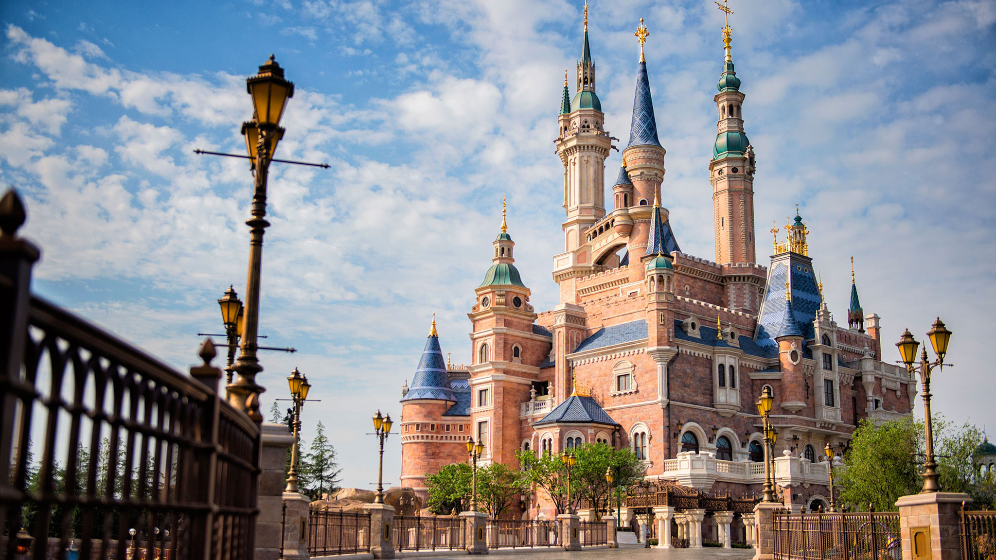 Shanghai Disney VIP Family Experience